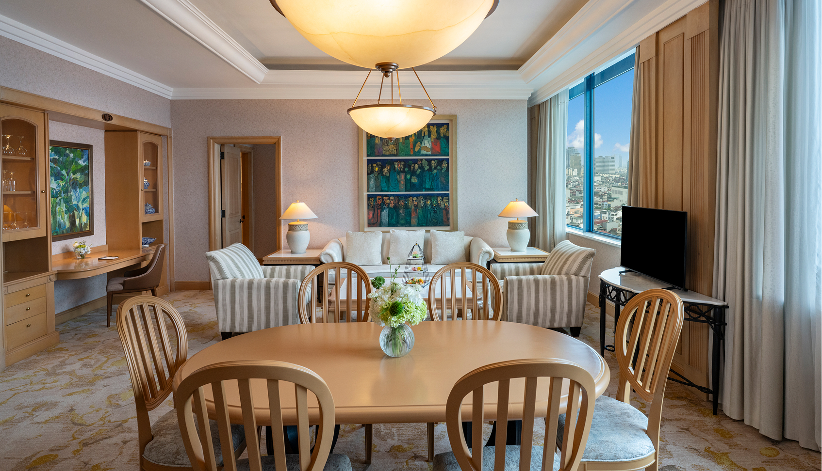 Senator Suite